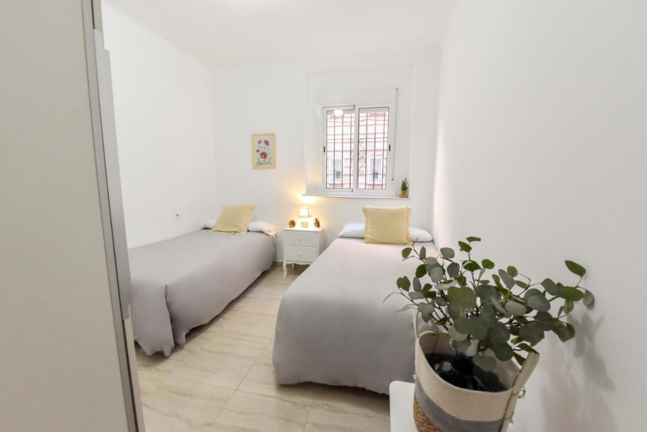 Apartamento New! Spacious & River Sevilha